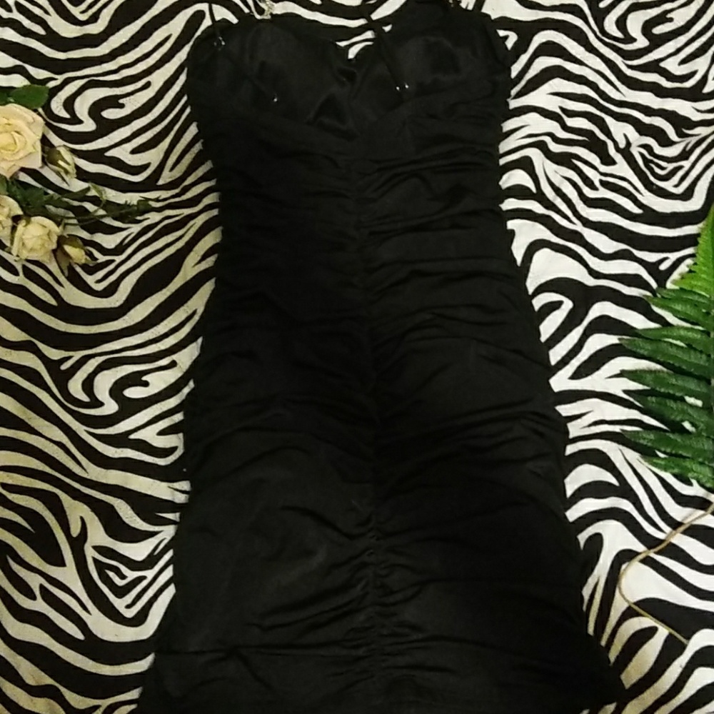 Dress - Picture 2 of 2